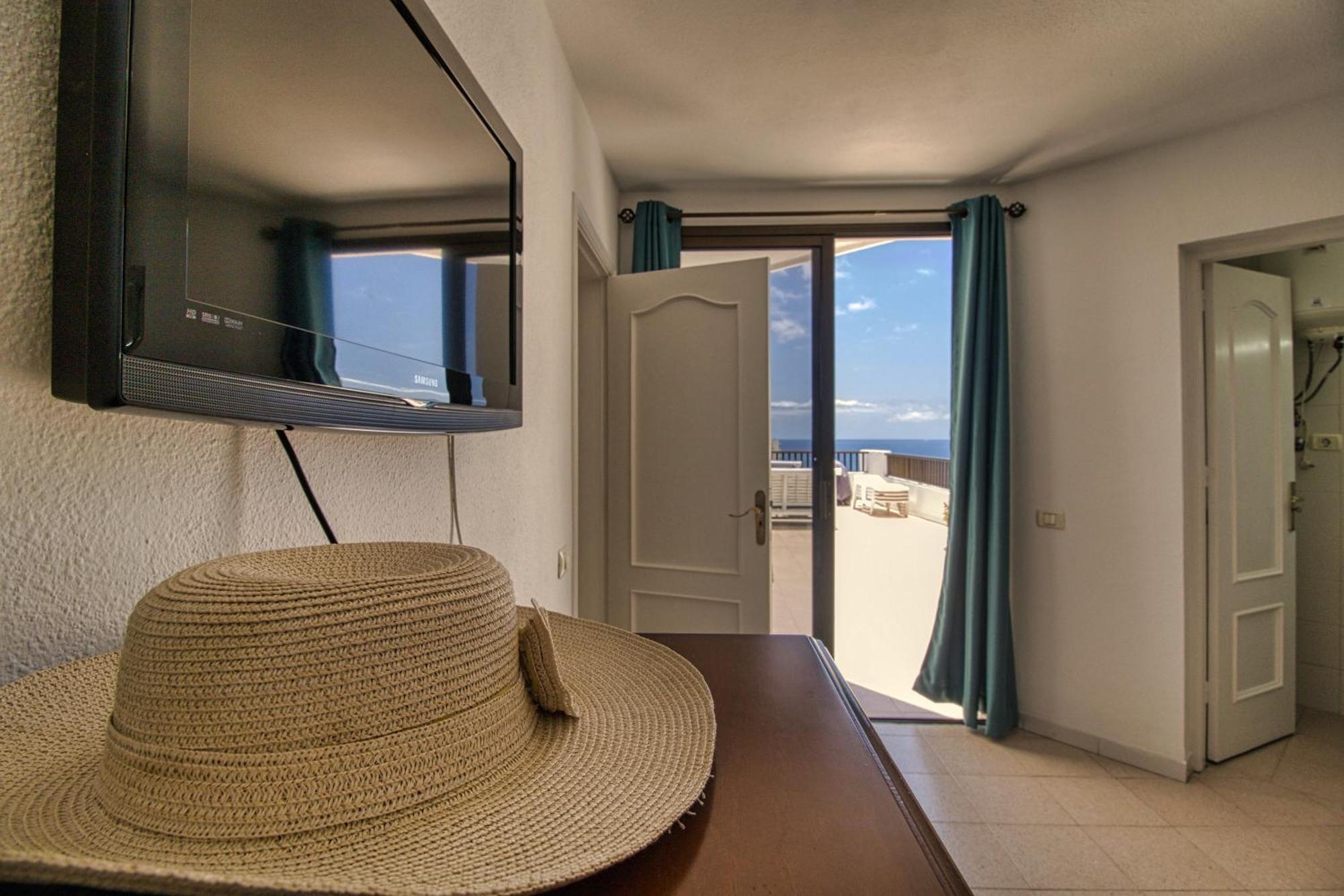 Apartmán Penthouse Sea View Jacuzzy Terrace & Pool Playa Feñabe Exteriér fotografie